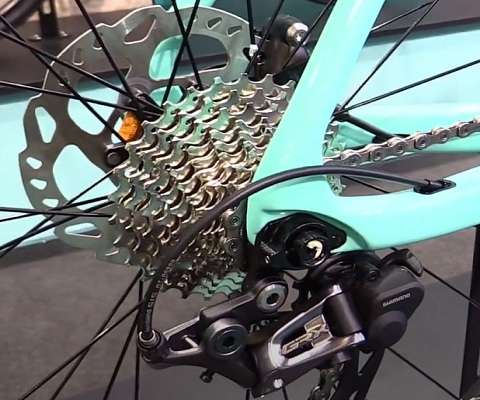 New Fork Design Compatibility with Wider Tires
